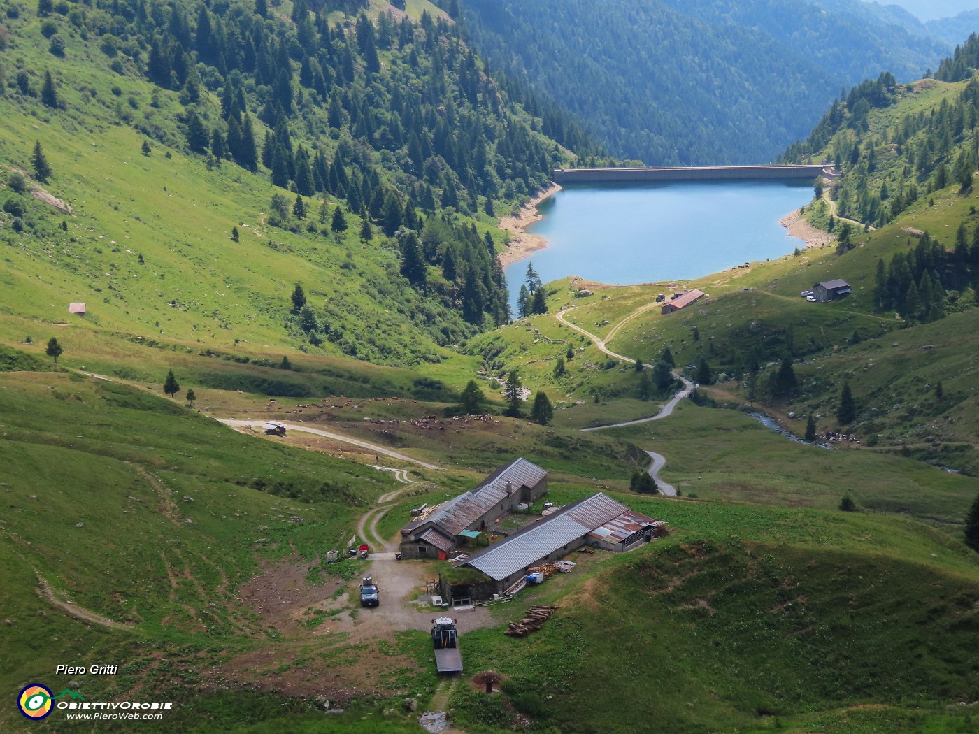 70 Il sole splende sul Lago di Valmora.JPG